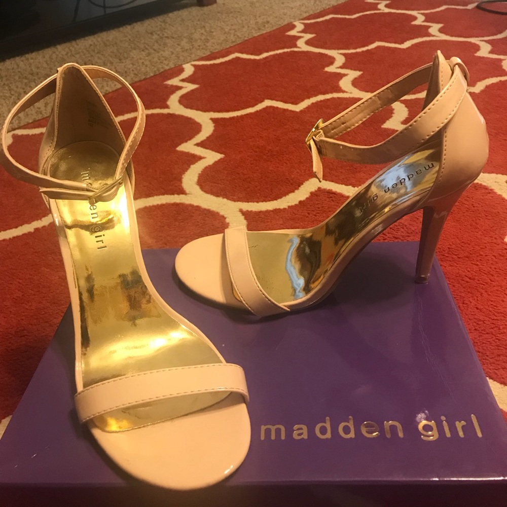 Madden girl nude heels